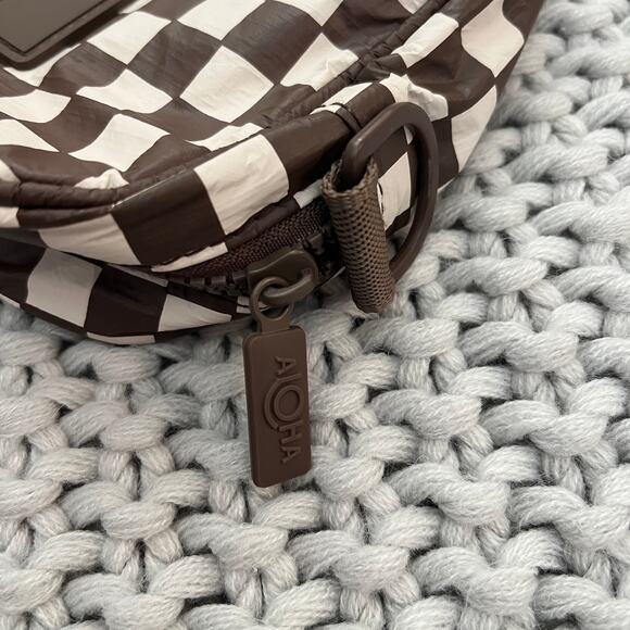 Aloha Collection• SUPER SPECIAL LIMITED EDITION LE TOUR Check Cross Body Purse - Picture 11 of 13